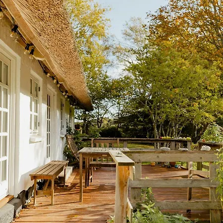 Vakantiehuis Thatched House Between Forest And Meadow Kalundborg