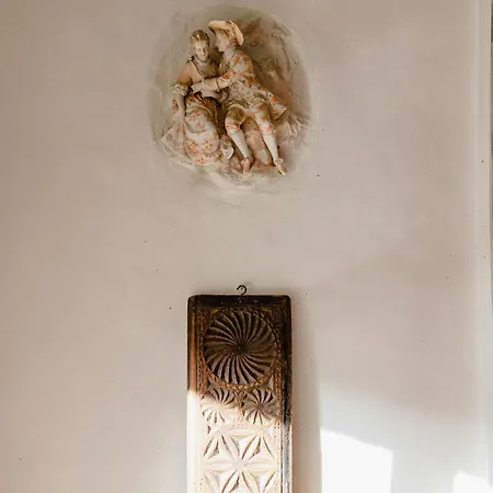 Thatched House Between Forest And Meadow Vakantiehuis