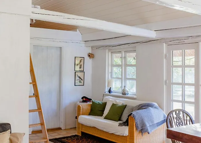 Thatched House Between Forest And Meadow Σπίτι διακοπών